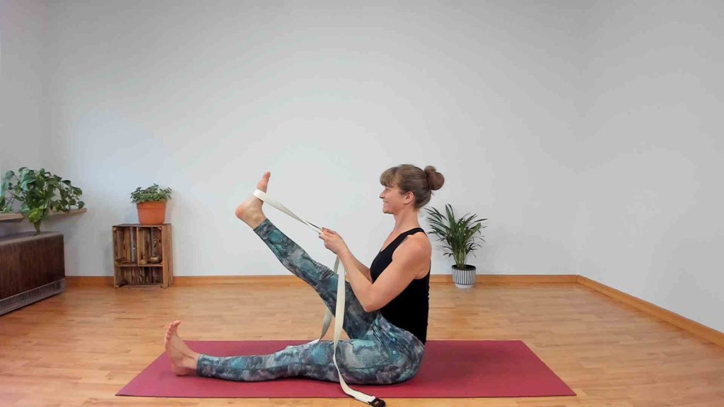 Yoga mit Gurt mit Christine Haas