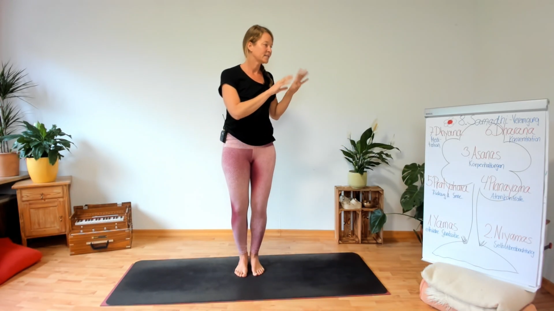 Yoga Philosophie für den modernen Alltag: Die 8 Säulen des Yoga – praxisnah!